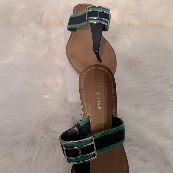 Blue and Green flat sandals size 8 - Picture 2 of 2